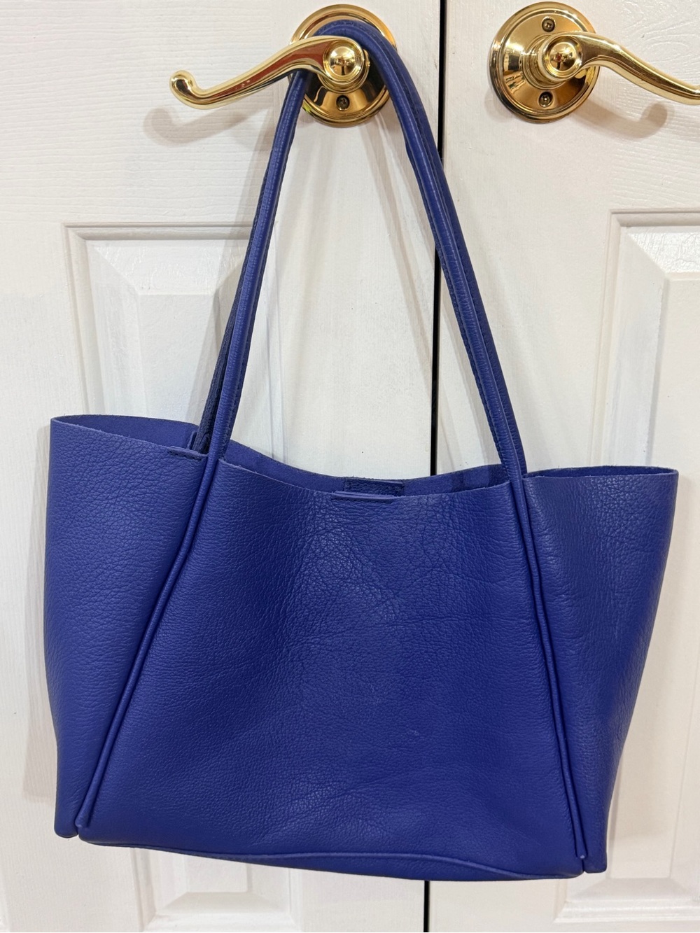 Portland Leather Verona Tote Bag - Elegant Everyday Shoulder Bag